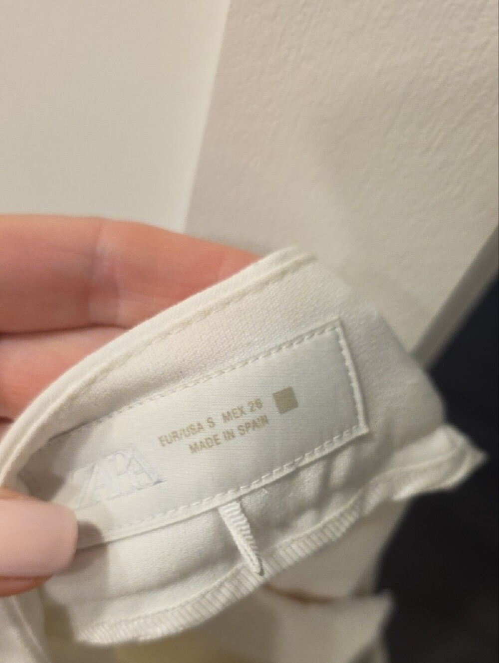Womrns Zara White Tailored Dress Pants - Picture 3 of 3